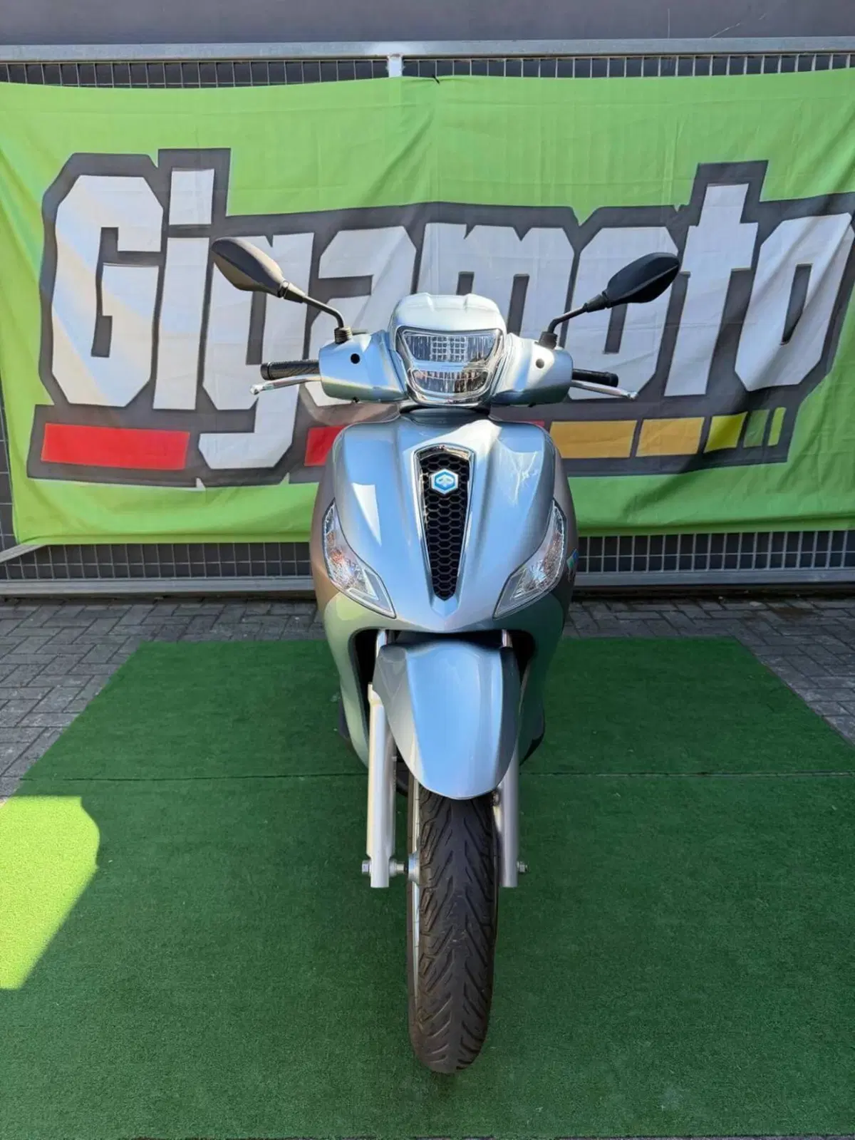 Piaggio Medley 125 ABS (2021 - 24) (3)