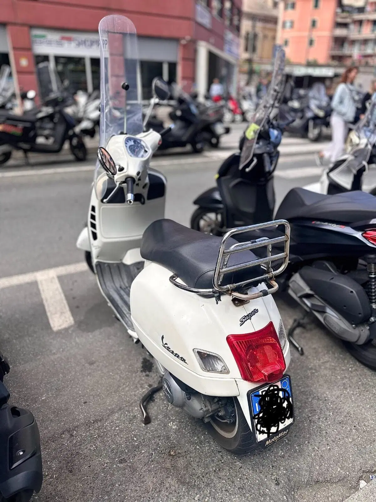 Vespa GTS 300 (2010 - 14) (4)