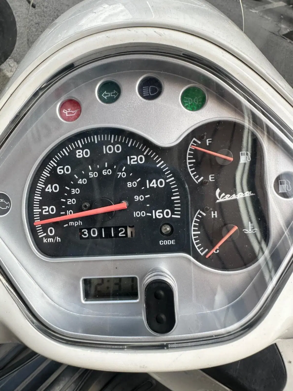 Vespa GTS 300 (2010 - 14) (6)