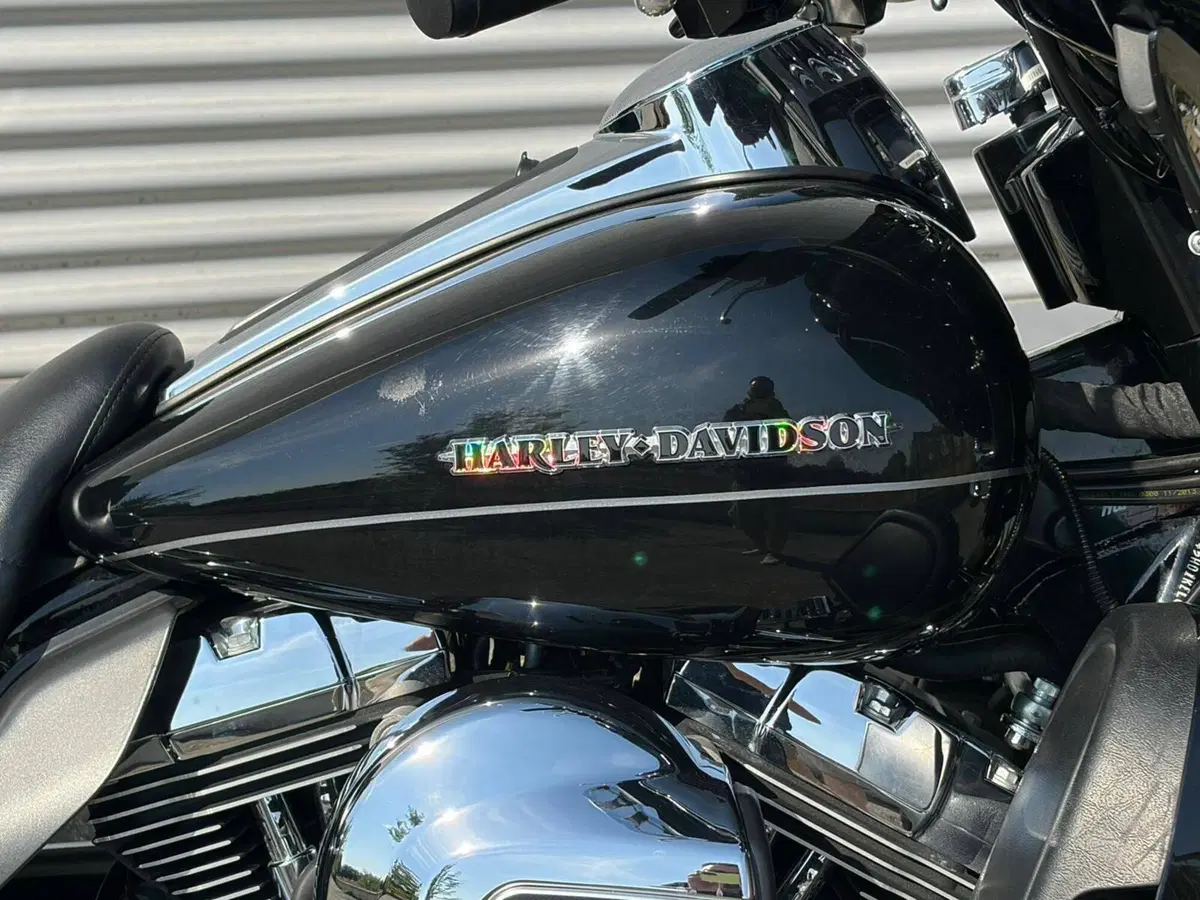 Harley-Davidson 1690 Electra Glide Ultra Limited (2014 - 15) - FLHTK (6)