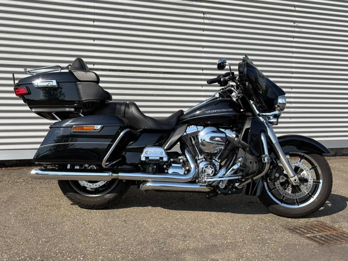 Harley-Davidson 1690 Electra Glide Ultra Limited (2014 - 15) - FLHTK (17)