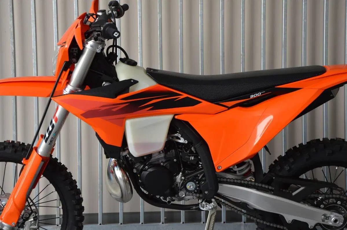KTM 300 EXC (2027) (9)