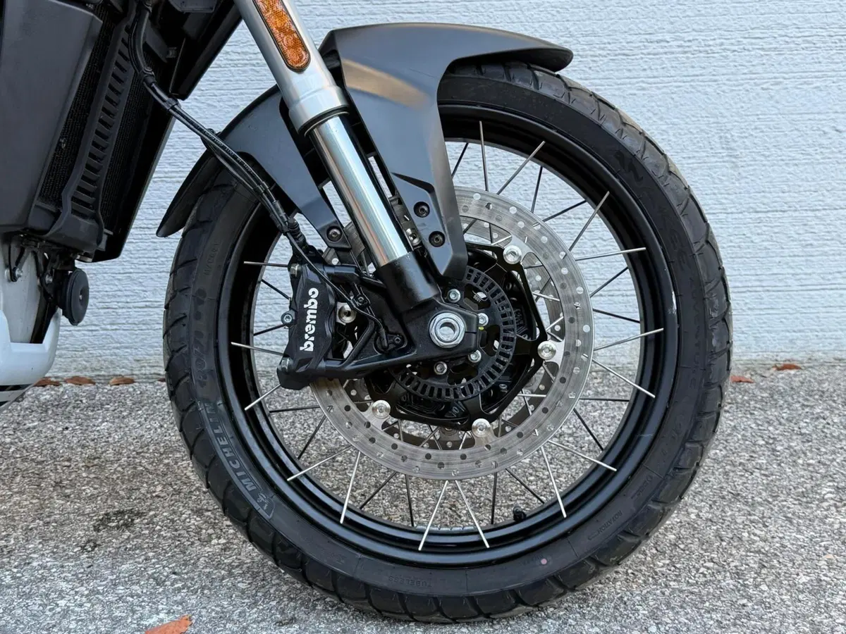 Moto Guzzi Stelvio PFF (2024 - 26) (12)