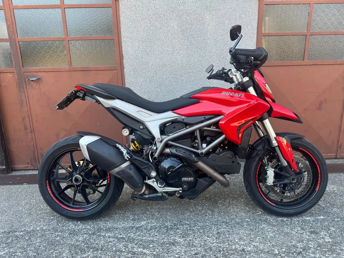 Ducati Hypermotard 821 (2013 - 15) (3)