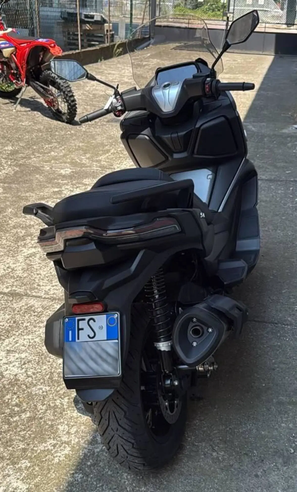 Voge Sfida SR4 MAX (2024 - 26) (2)