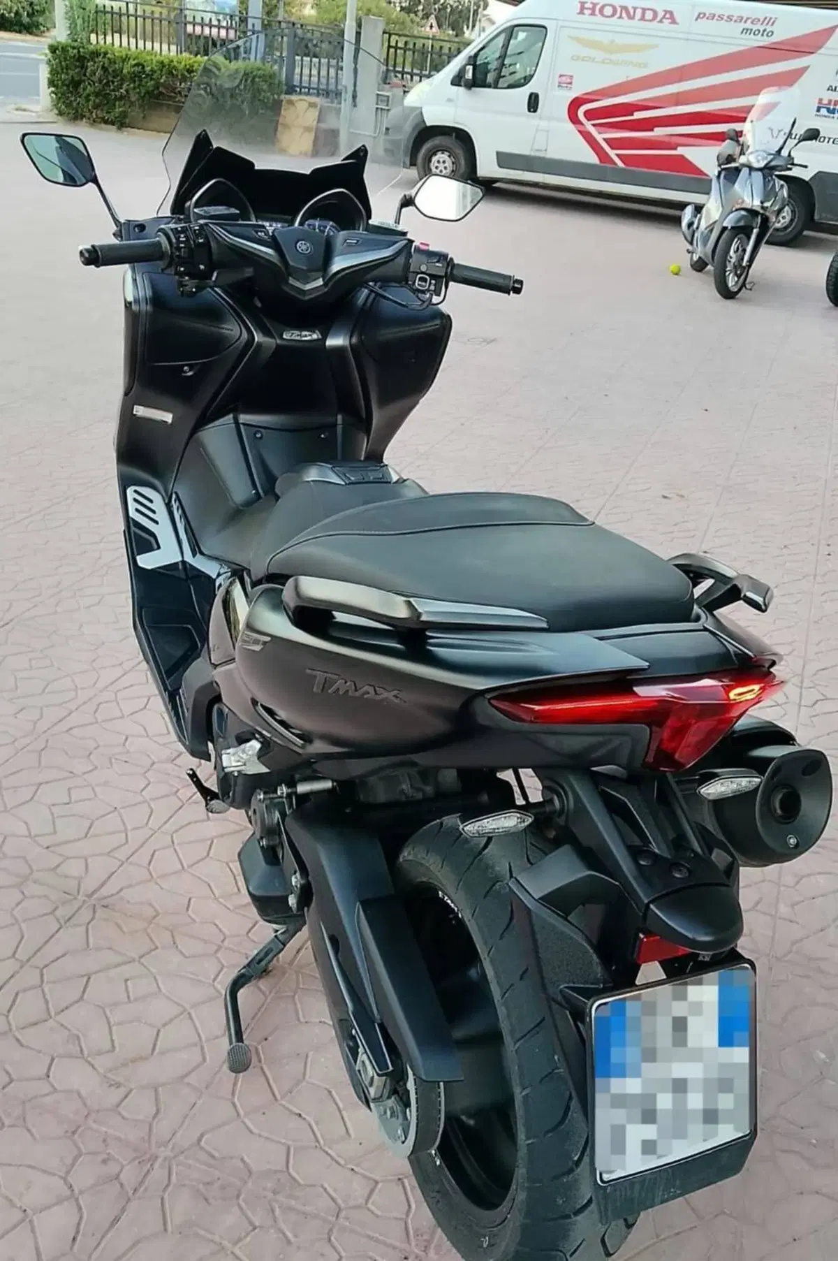 Yamaha T-Max 560 Tech Max (2020) (3)