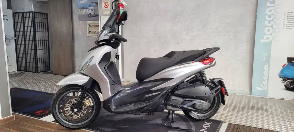 Piaggio Beverly 300 S ABS-ASR (2021 - 25)