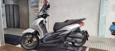 Piaggio Beverly 300 S ABS-ASR (2021 - 25) usata