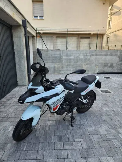 Benelli TRK 251 (2022 - 25) usata