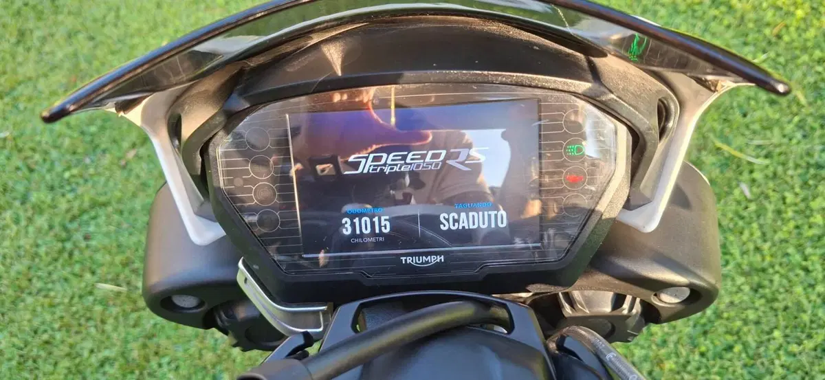 Triumph Speed Triple 1050 RS (2018 - 20) (12)