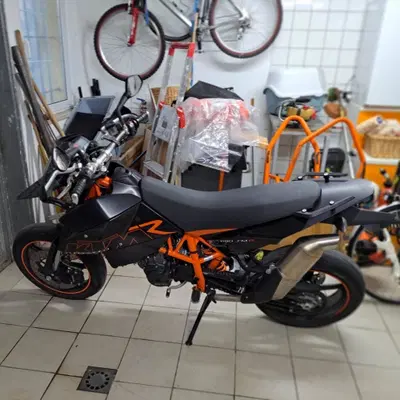 KTM 690 Supermoto (2007 - 12) usata