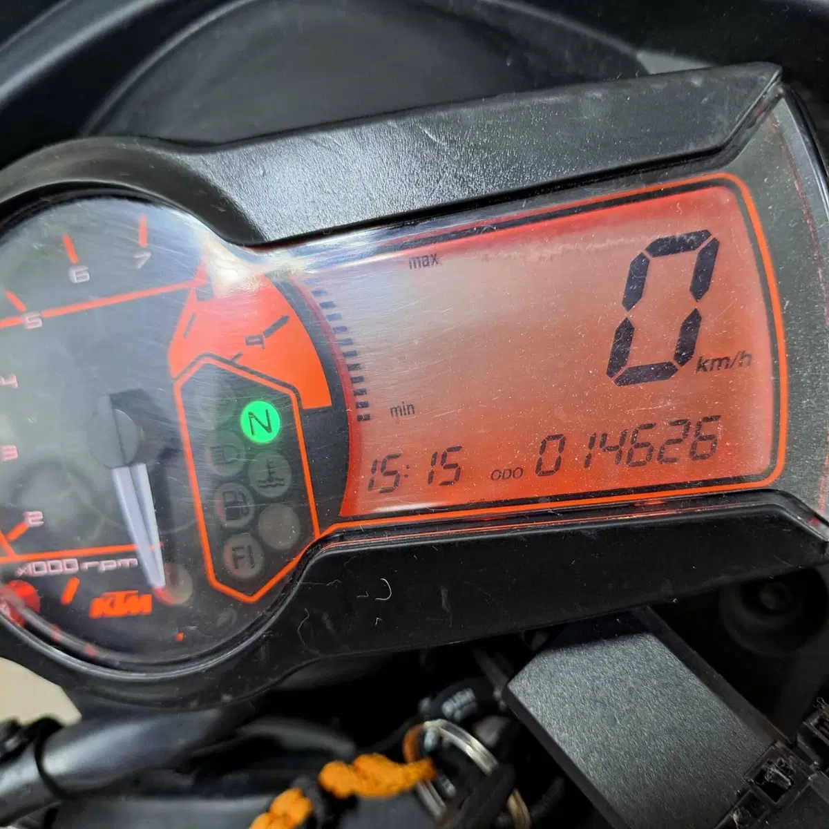 KTM 690 Supermoto (2007 - 12) (2)