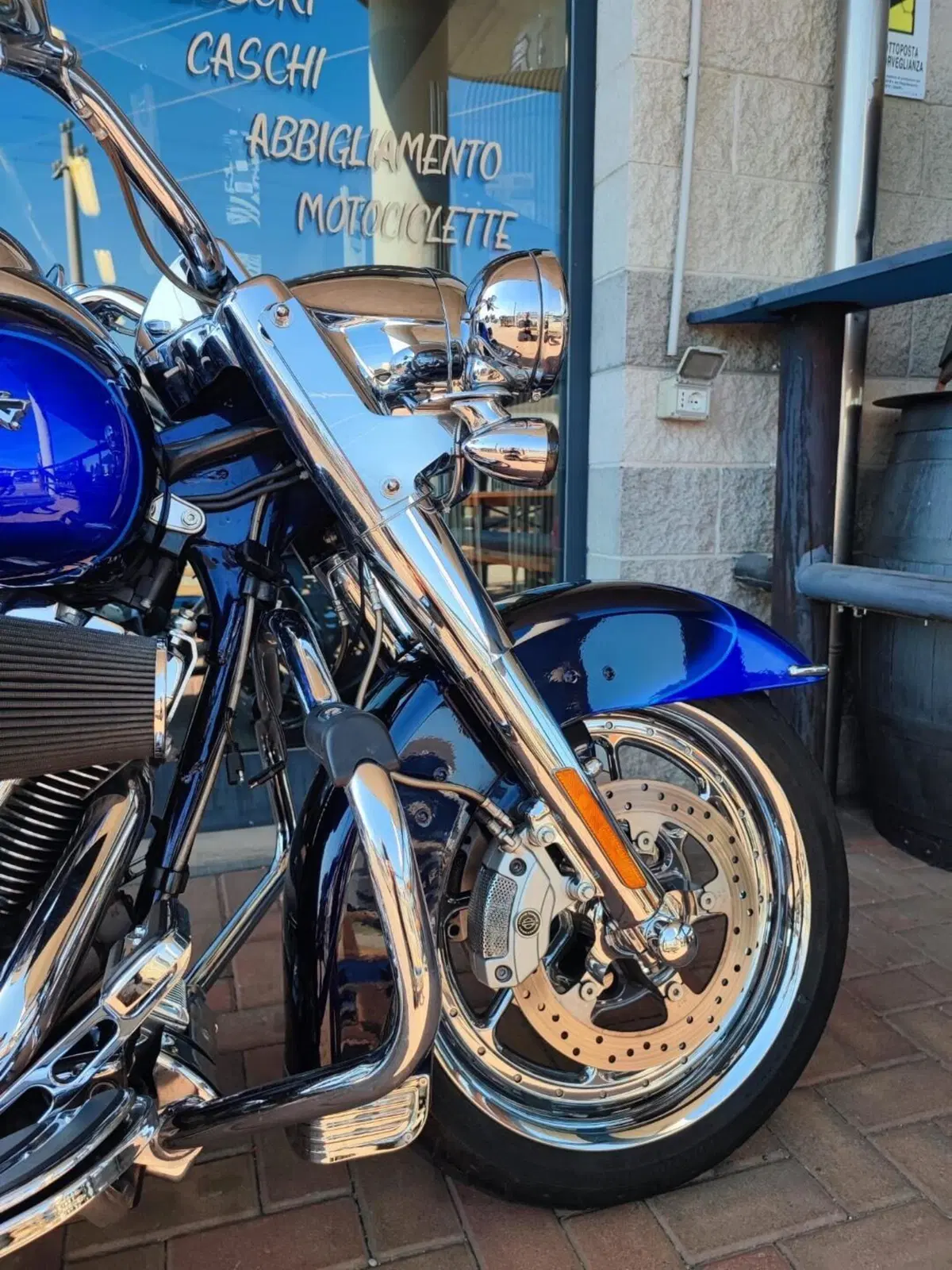 Harley-Davidson 1800 Road King (2007) - FLHRSE (2)