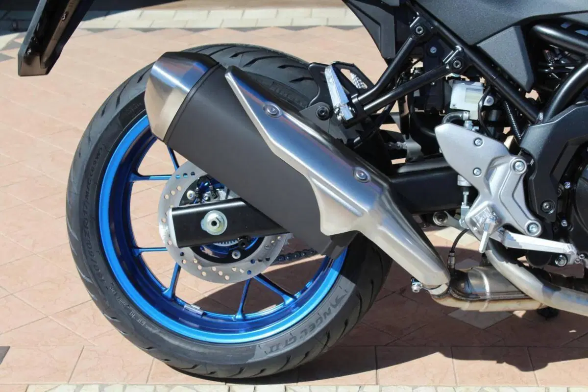 Suzuki SV-7GX (2026) (3)