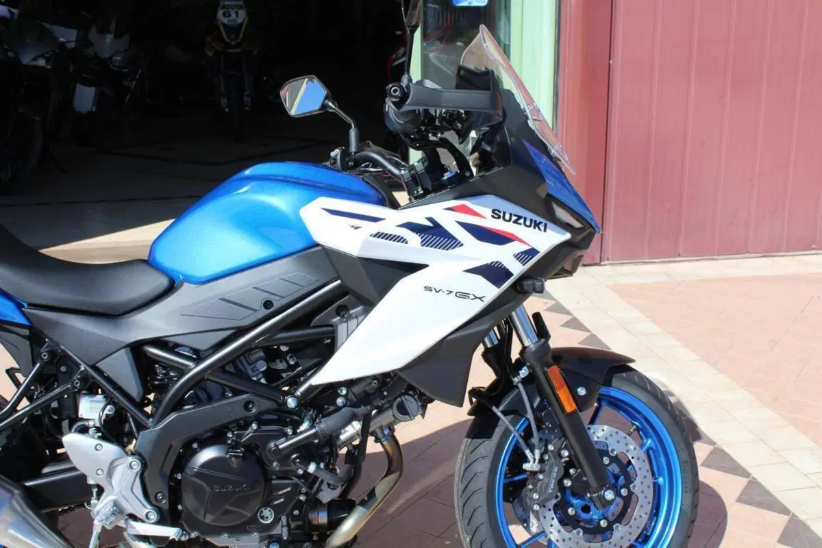 Suzuki SV-7GX (2026) (8)