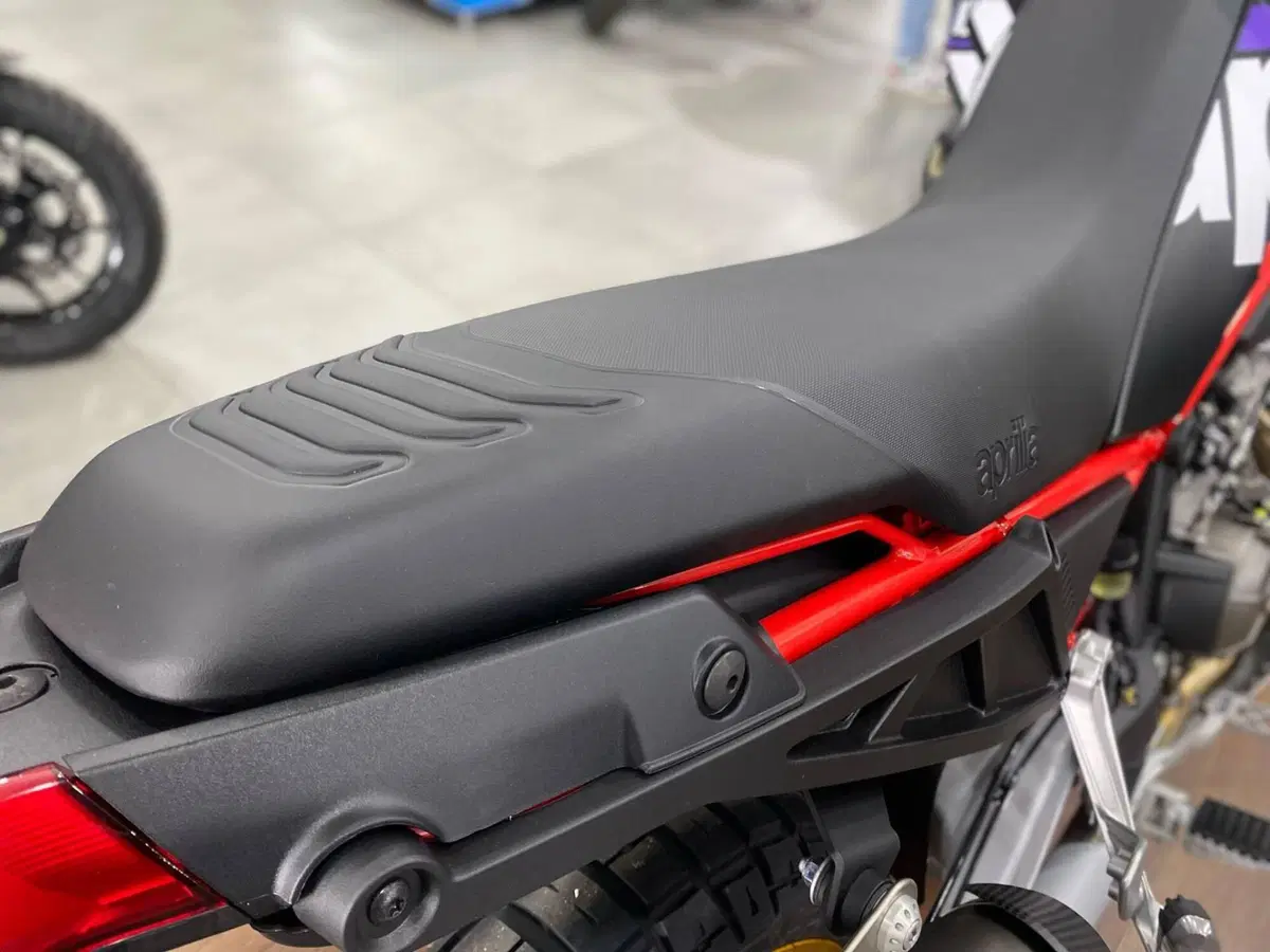 Aprilia Tuareg 660 Rally (2025 - 26) (8)