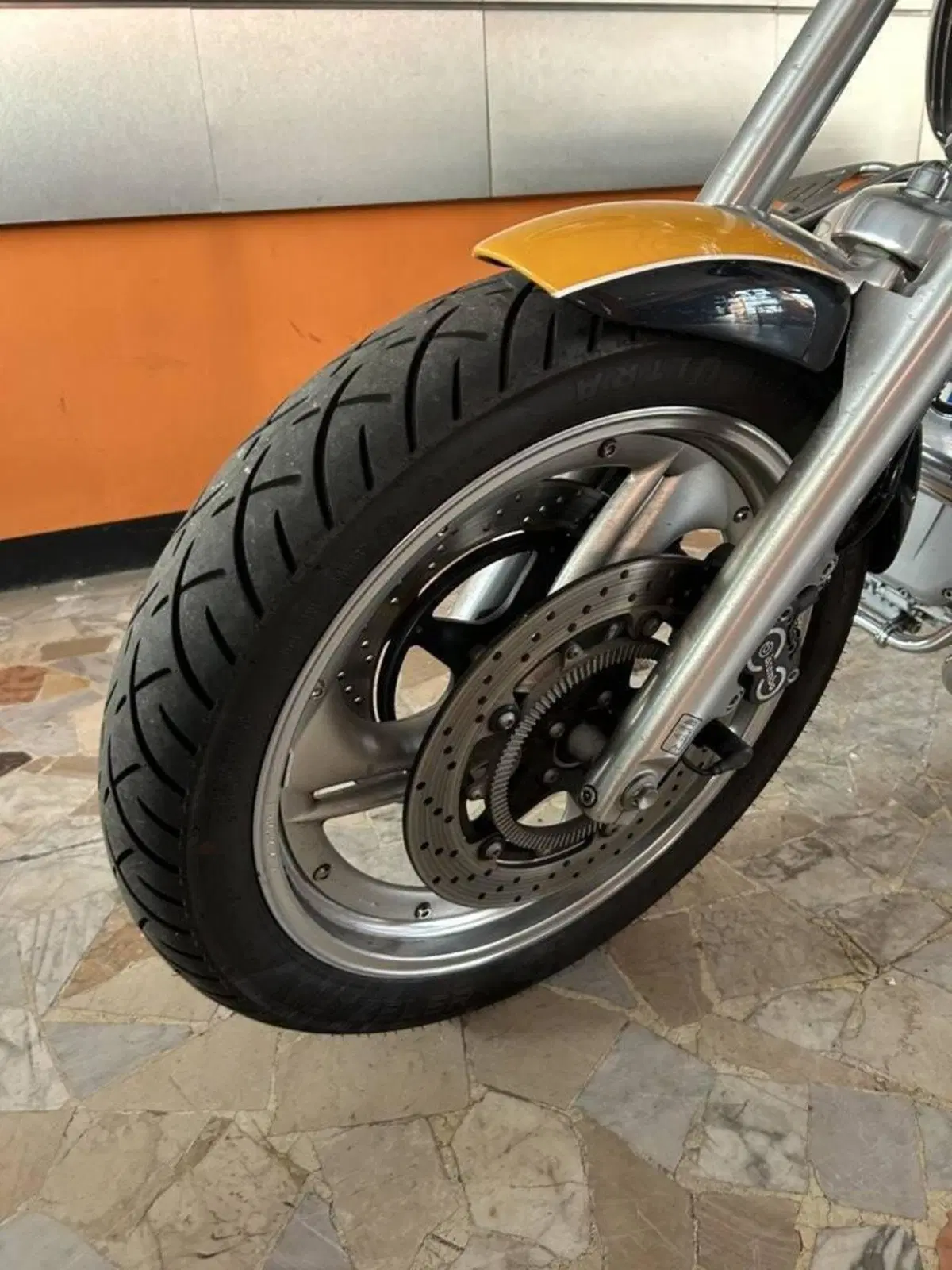 Bmw R 1200C INDEPENDENT (19)