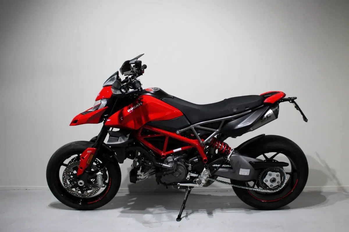 Ducati Hypermotard 950 (2022 - 25) (4)