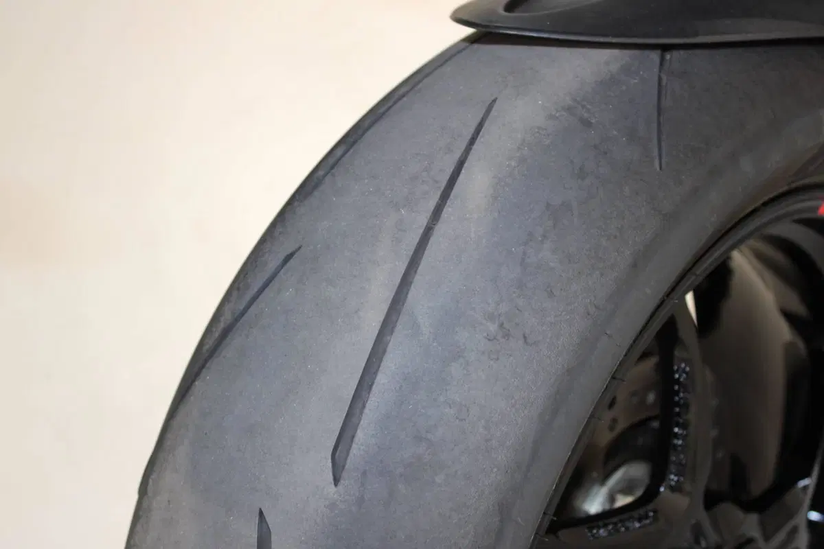 Ducati Hypermotard 950 (2022 - 25) (8)