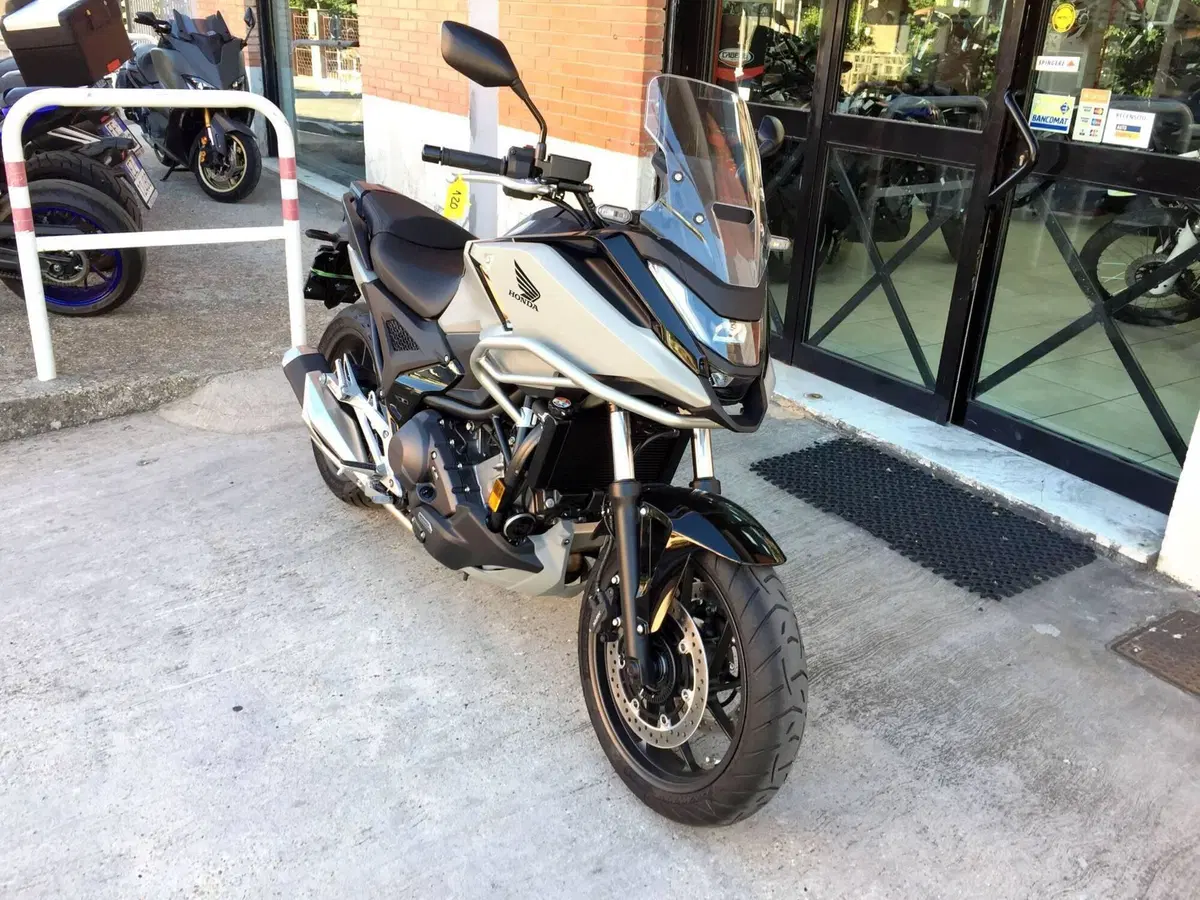 Honda NC 750 X DCT (2025 - 26) (2)