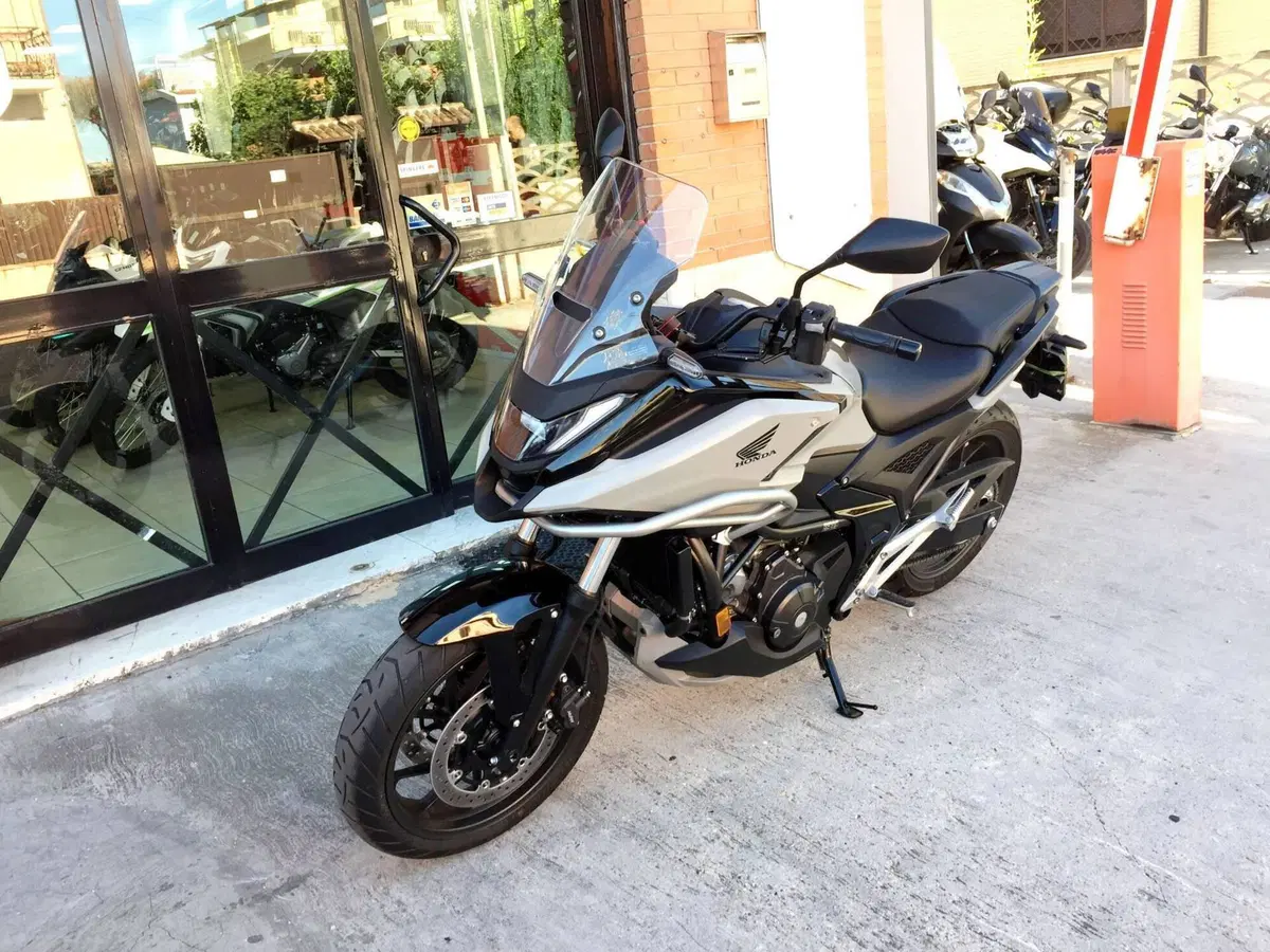 Honda NC 750 X DCT (2025 - 26) (4)
