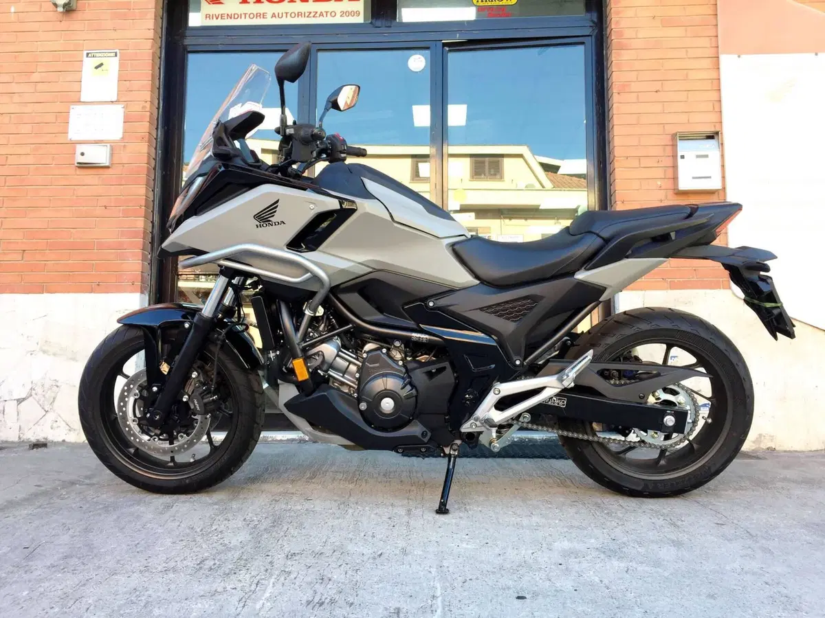 Honda NC 750 X DCT (2025 - 26) (5)
