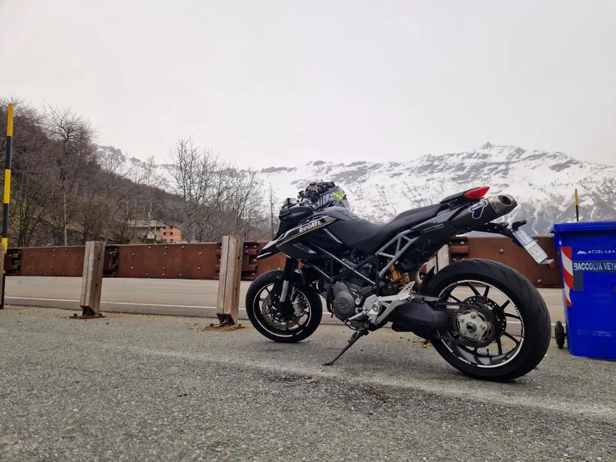 Ducati Hypermotard 1100 EVO SP (2010 - 12) (3)