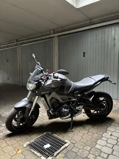 Yamaha MT-09 (2013 - 15) usata