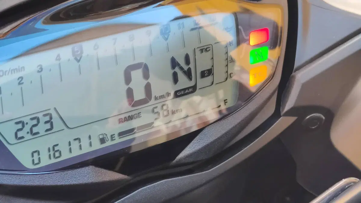 Suzuki GSX S 1000 F ABS (2017 - 20) (17)