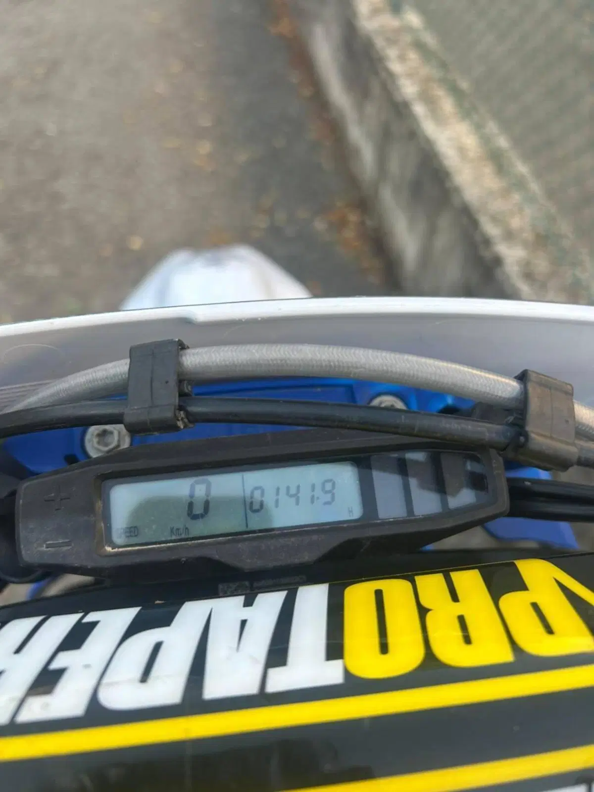 Husqvarna FE 250 Heritage (2025) (6)