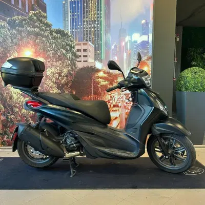 Piaggio Beverly 300 ABS-ASR (2021 - 25) usata