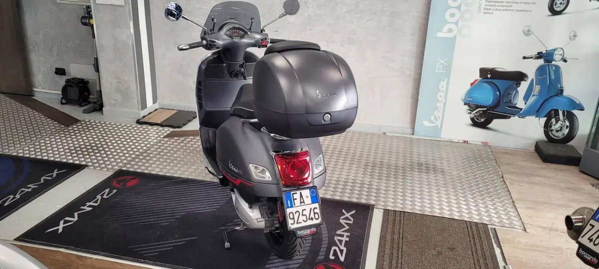 Vespa GTS 300 Super Sport (2023 - 24) (4)