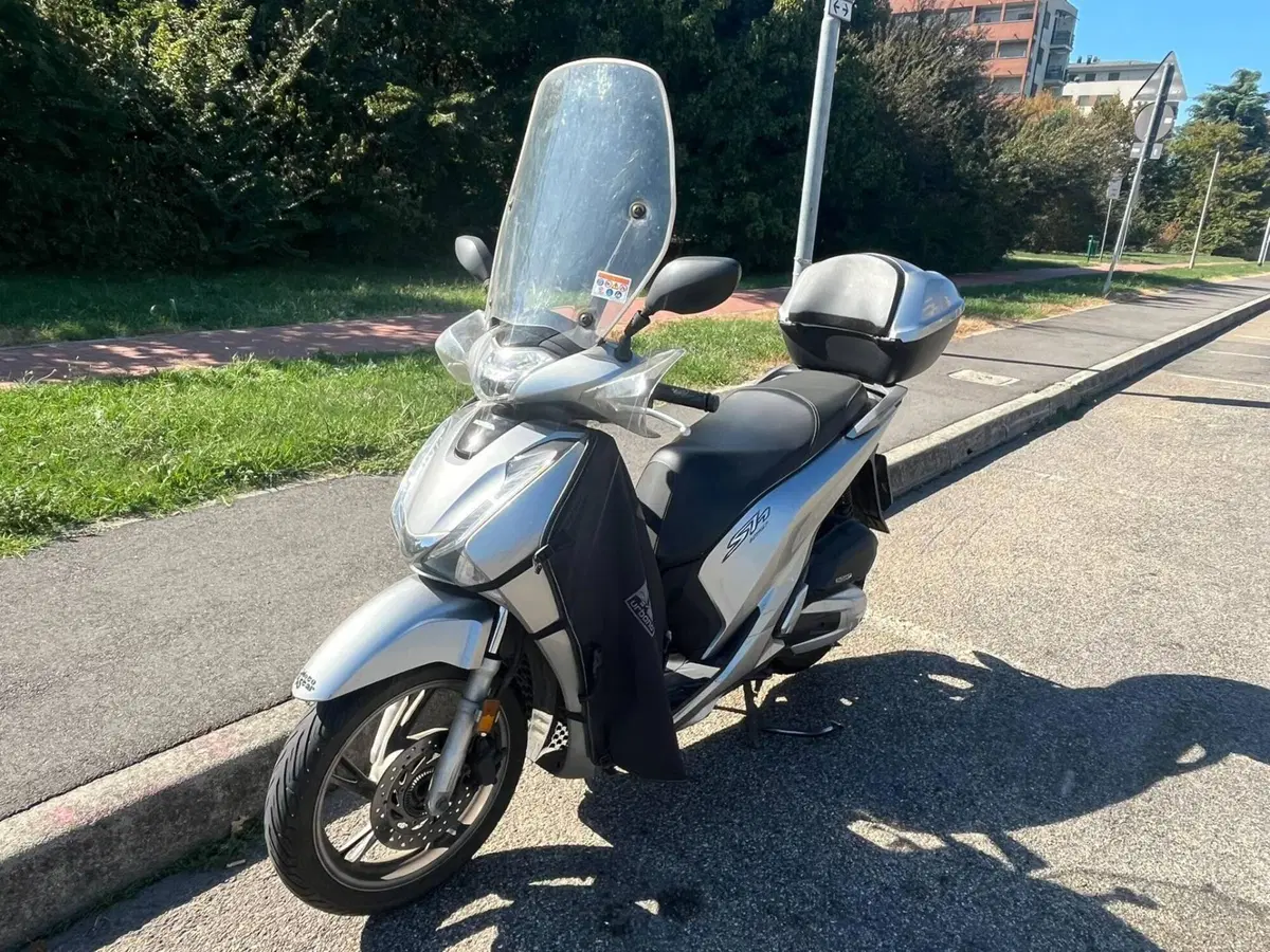 Honda SH 125i (2017 - 19) (2)