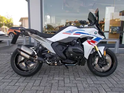 Bmw R 1300 RS (2026) usata