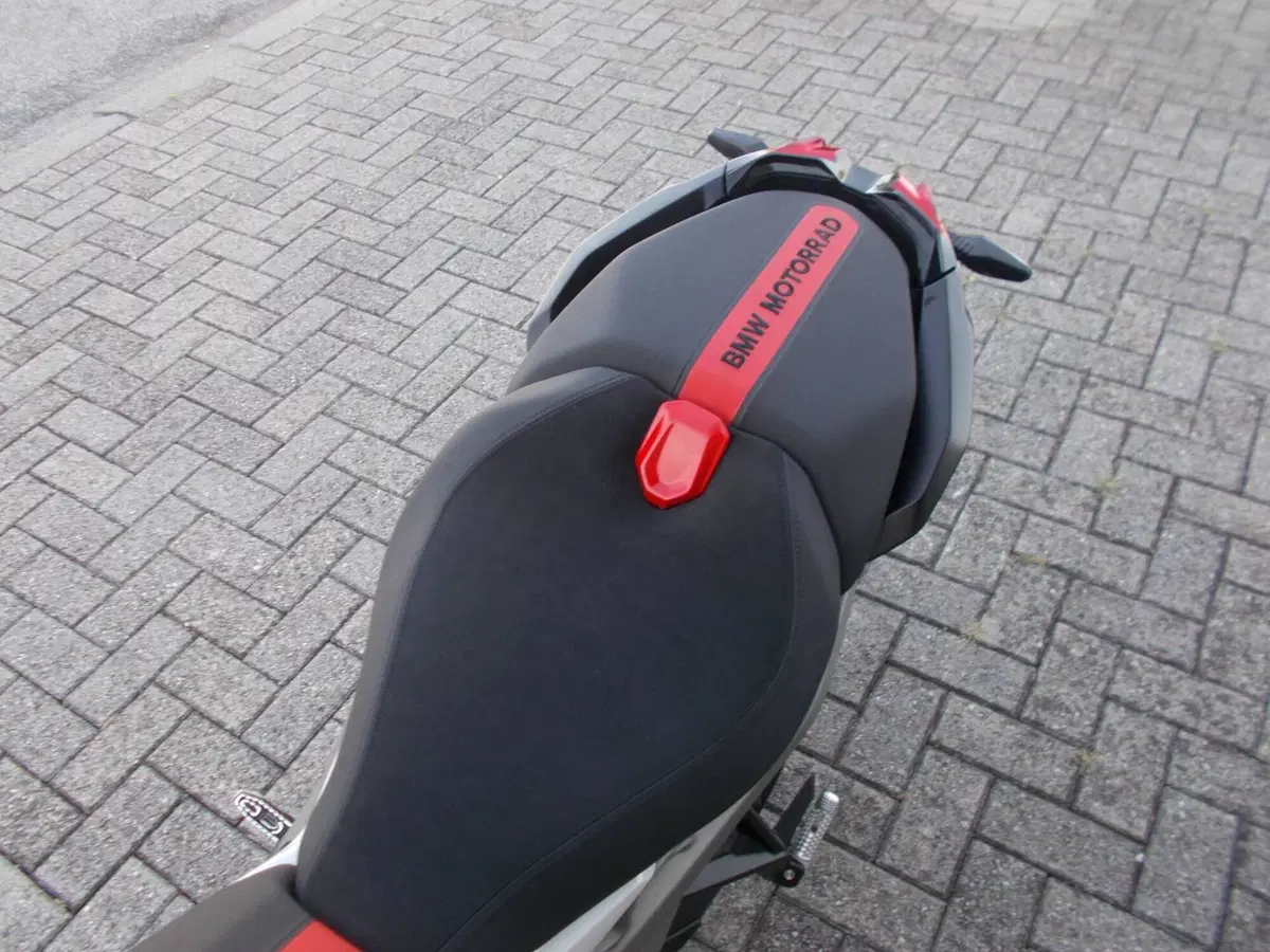 Bmw R 1300 RS (2026) (5)