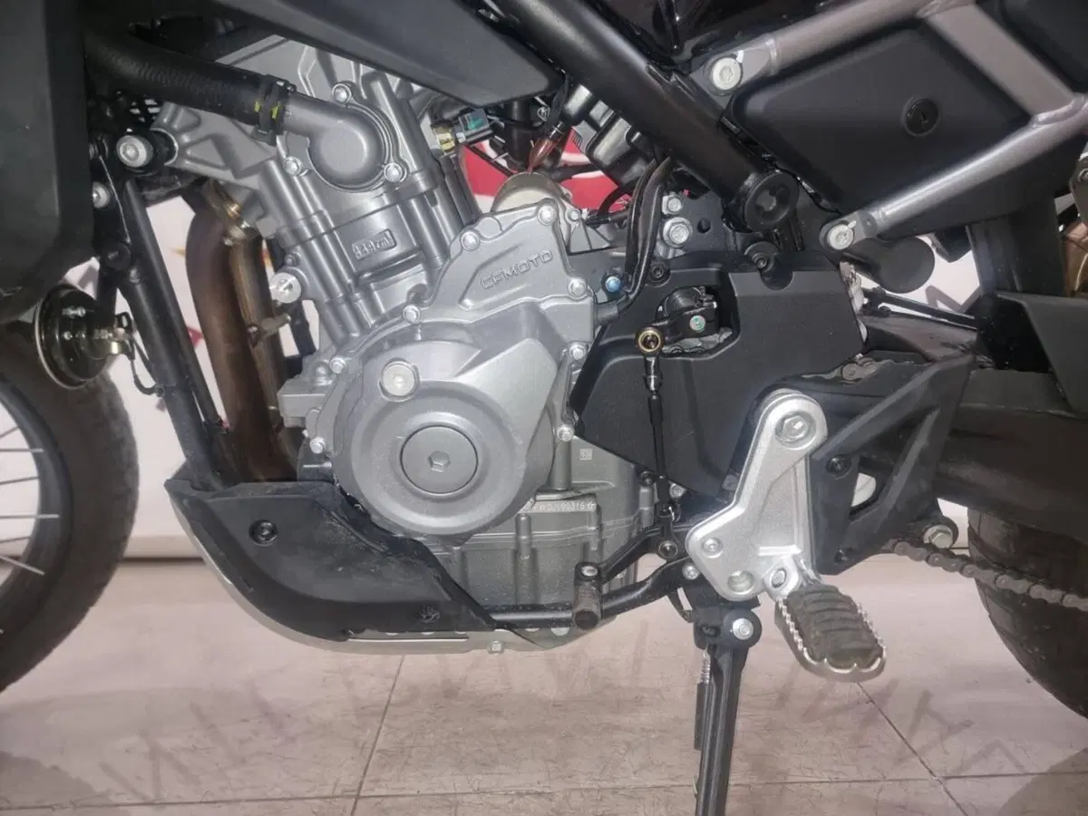 CFMOTO 450MT (2024 - 26) (5)