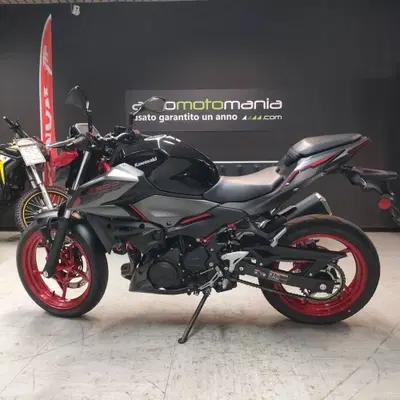 Kawasaki Z 500 SE (2024 - 26) usata