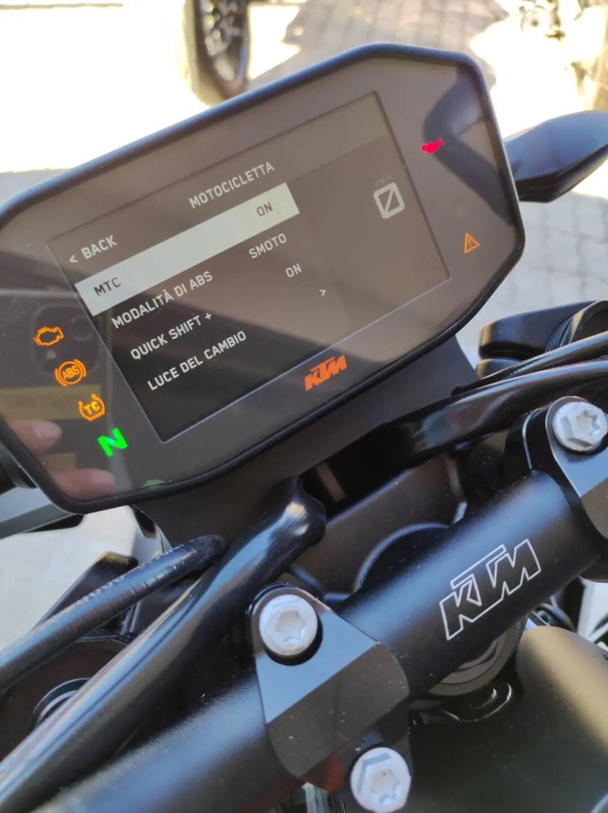 KTM 890 Duke (2021 - 23) (11)