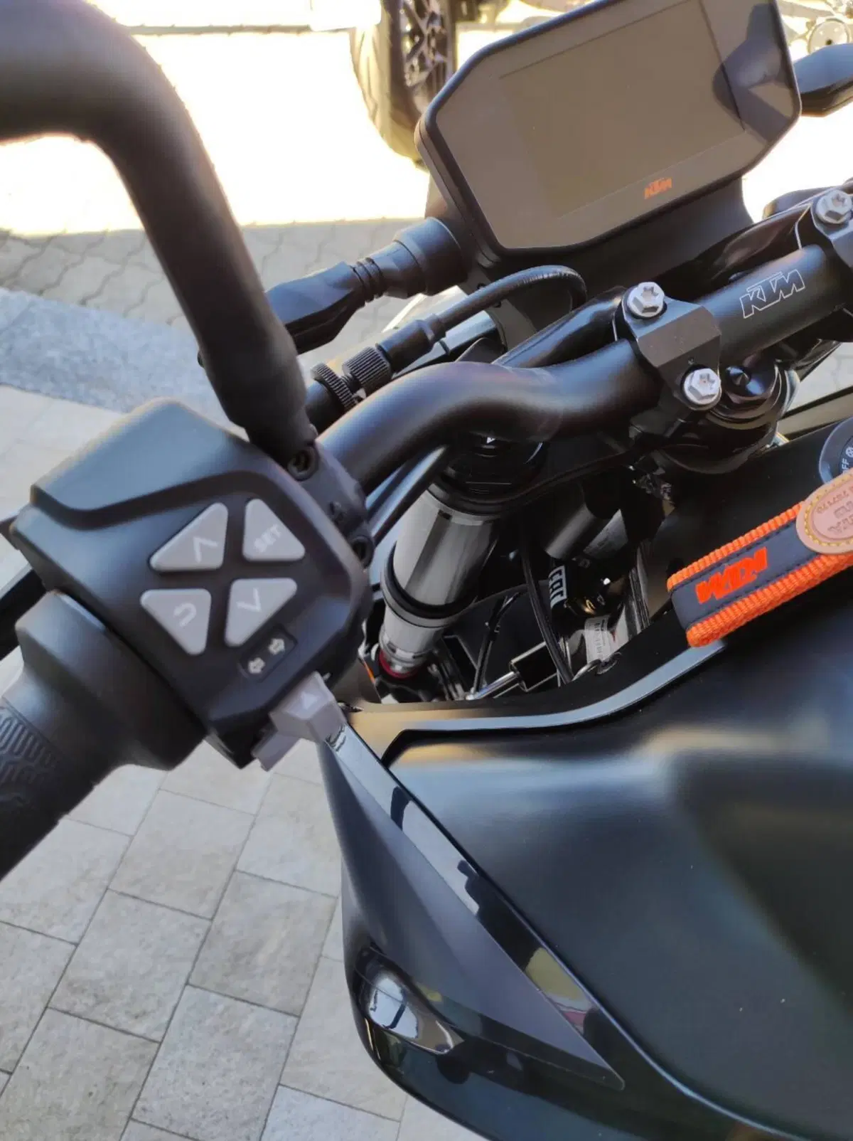 KTM 890 Duke (2021 - 23) (13)