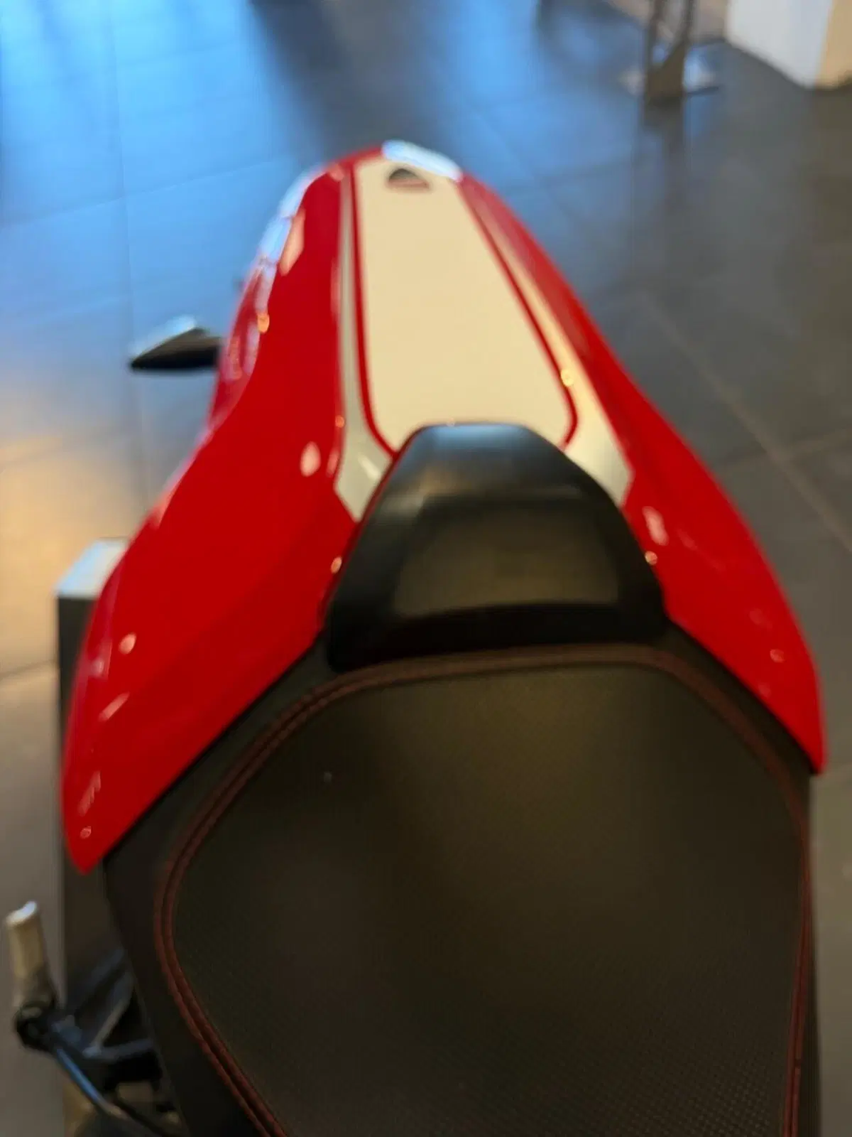 Ducati Monster 1200 R (2016 - 19) (9)