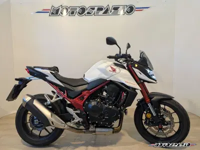 Honda CB 750 Hornet (2023 - 24) usata