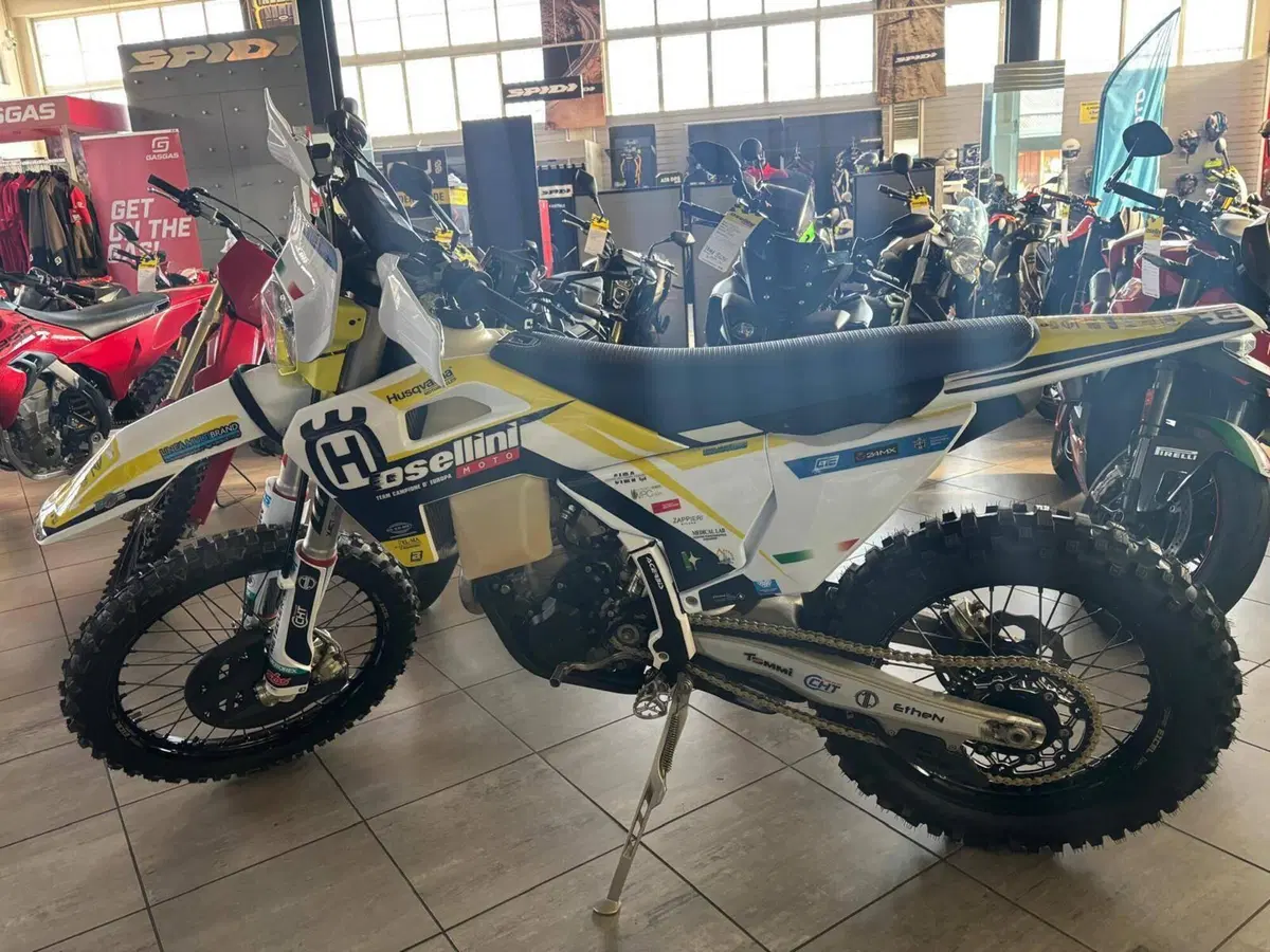 Husqvarna FE 350 Pro (2024) (2)
