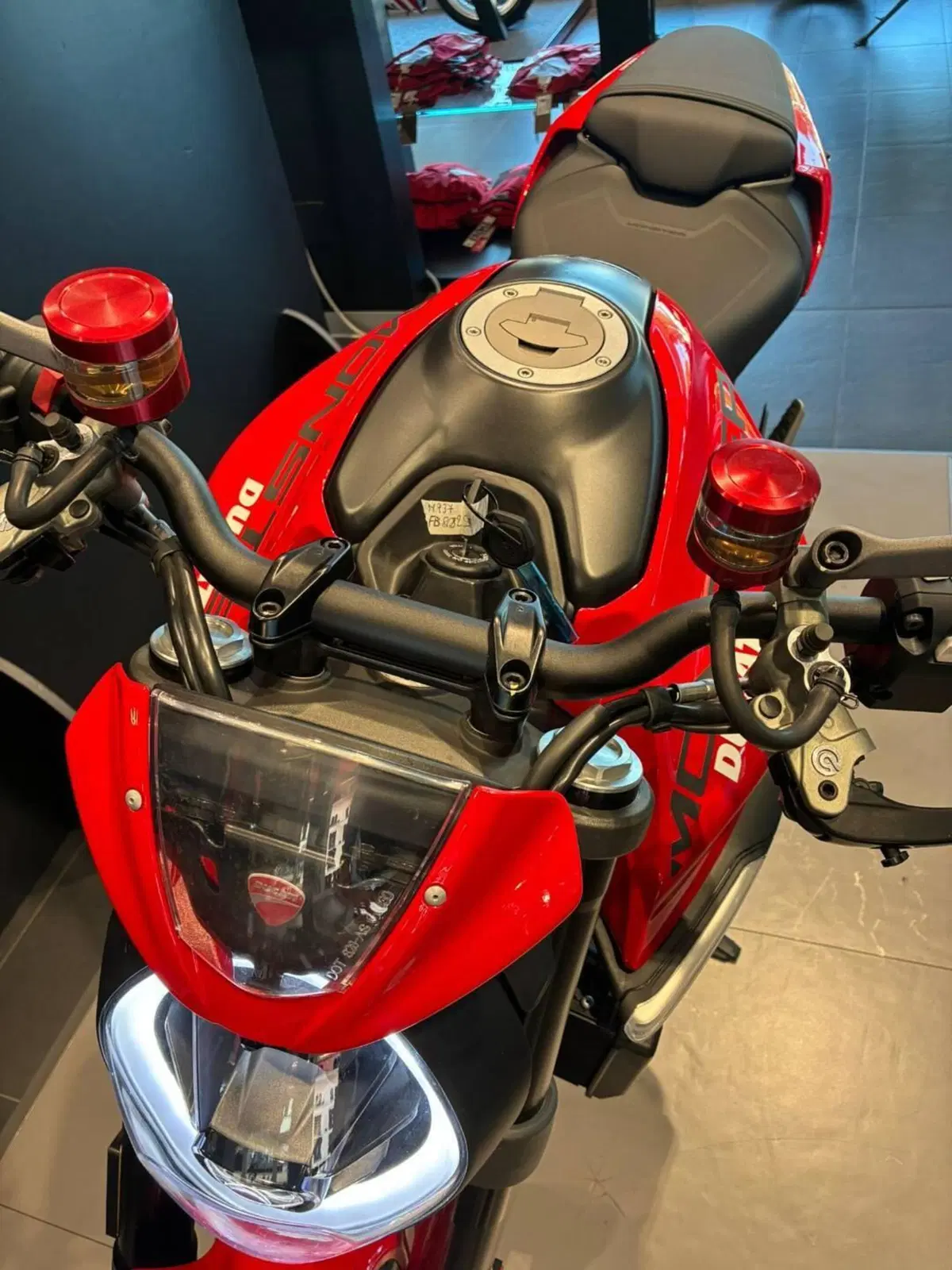 Ducati Monster 937 + (2021 - 25) (5)