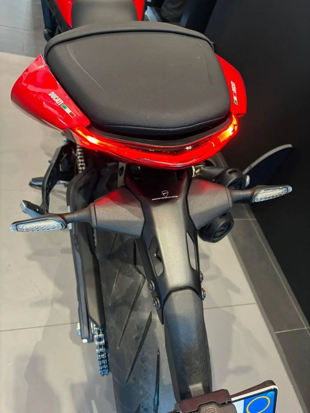 Ducati Monster 937 + (2021 - 25) (6)