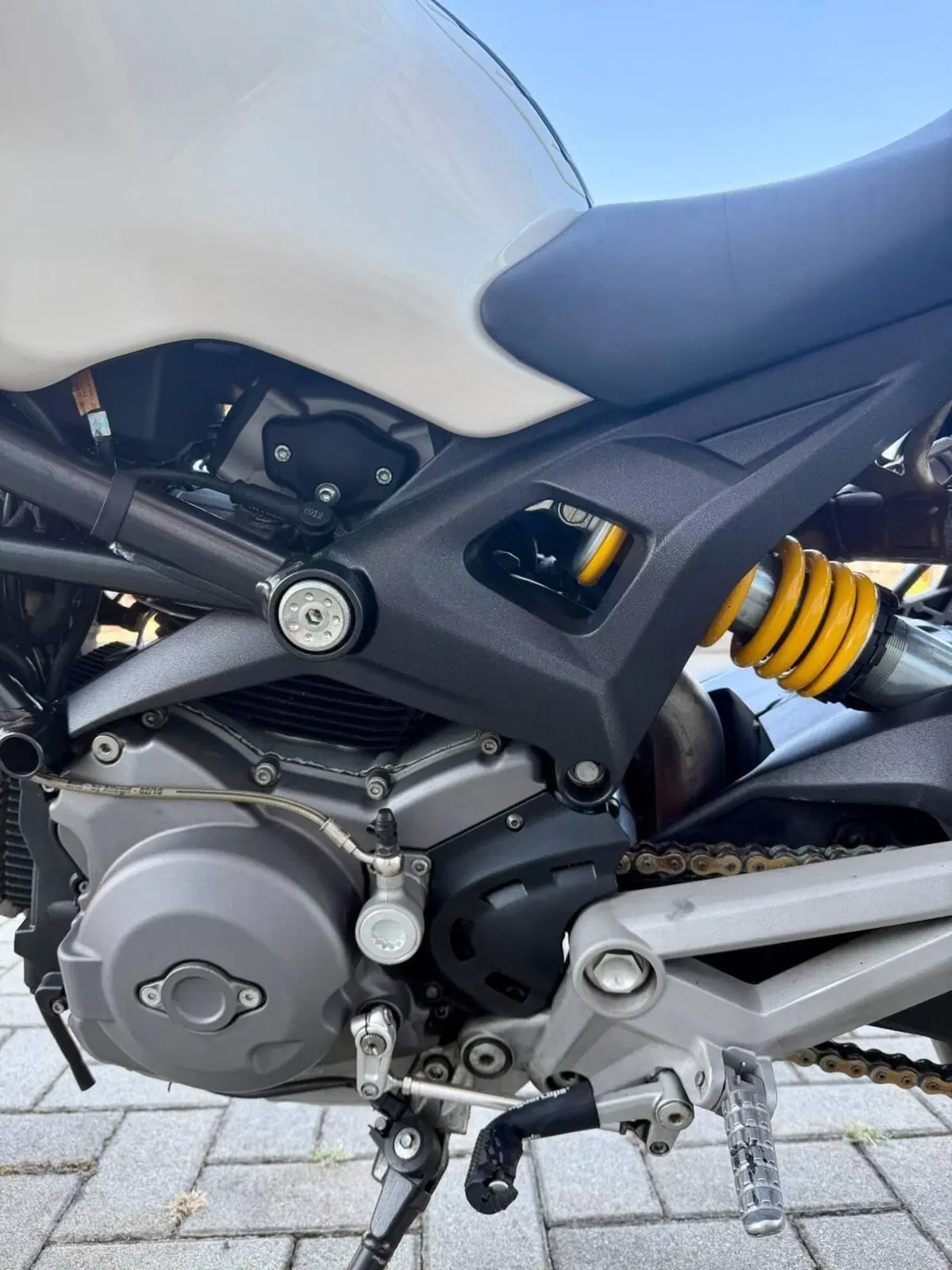 Ducati Monster 696 (2008 - 13) (5)