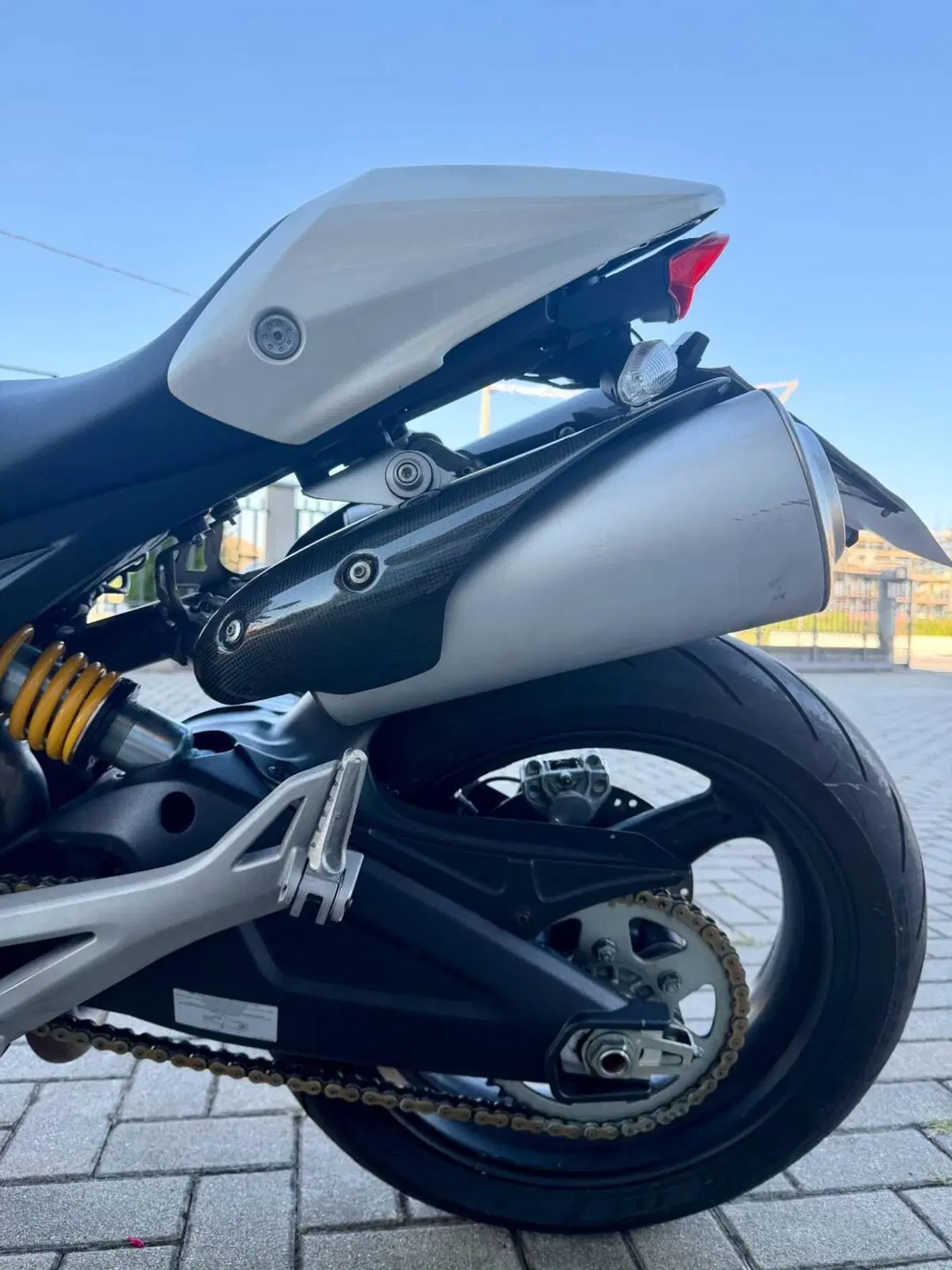 Ducati Monster 696 (2008 - 13) (7)