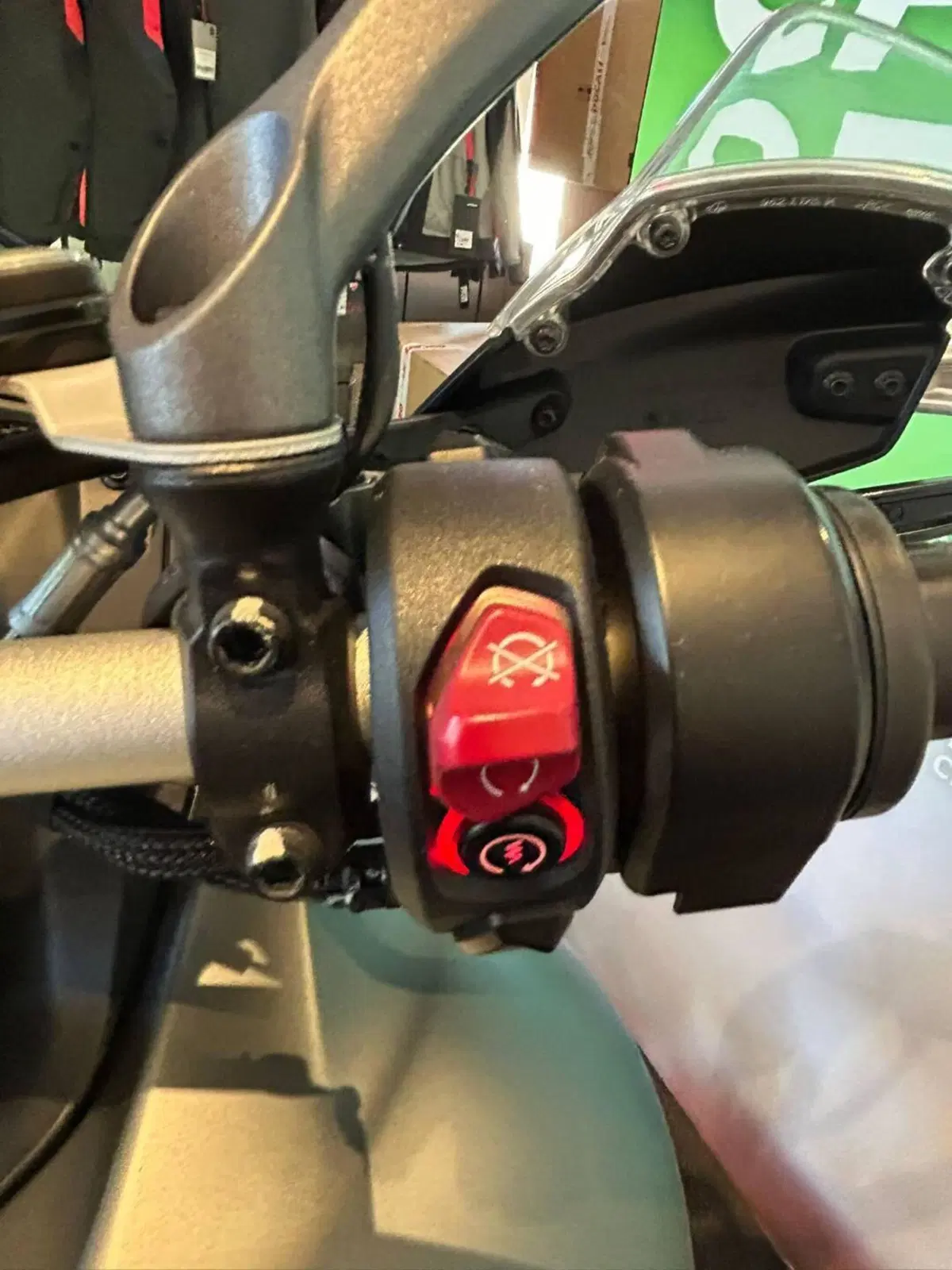 Ducati Multistrada V4 S (2021 - 24) (7)