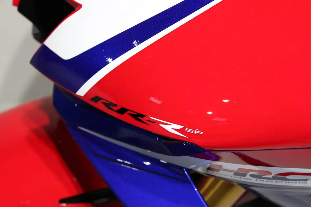 Honda CBR 1000 RR-R Fireblade SP (2024 - 26) (6)