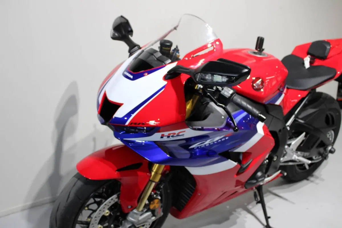 Honda CBR 1000 RR-R Fireblade SP (2024 - 26) (7)