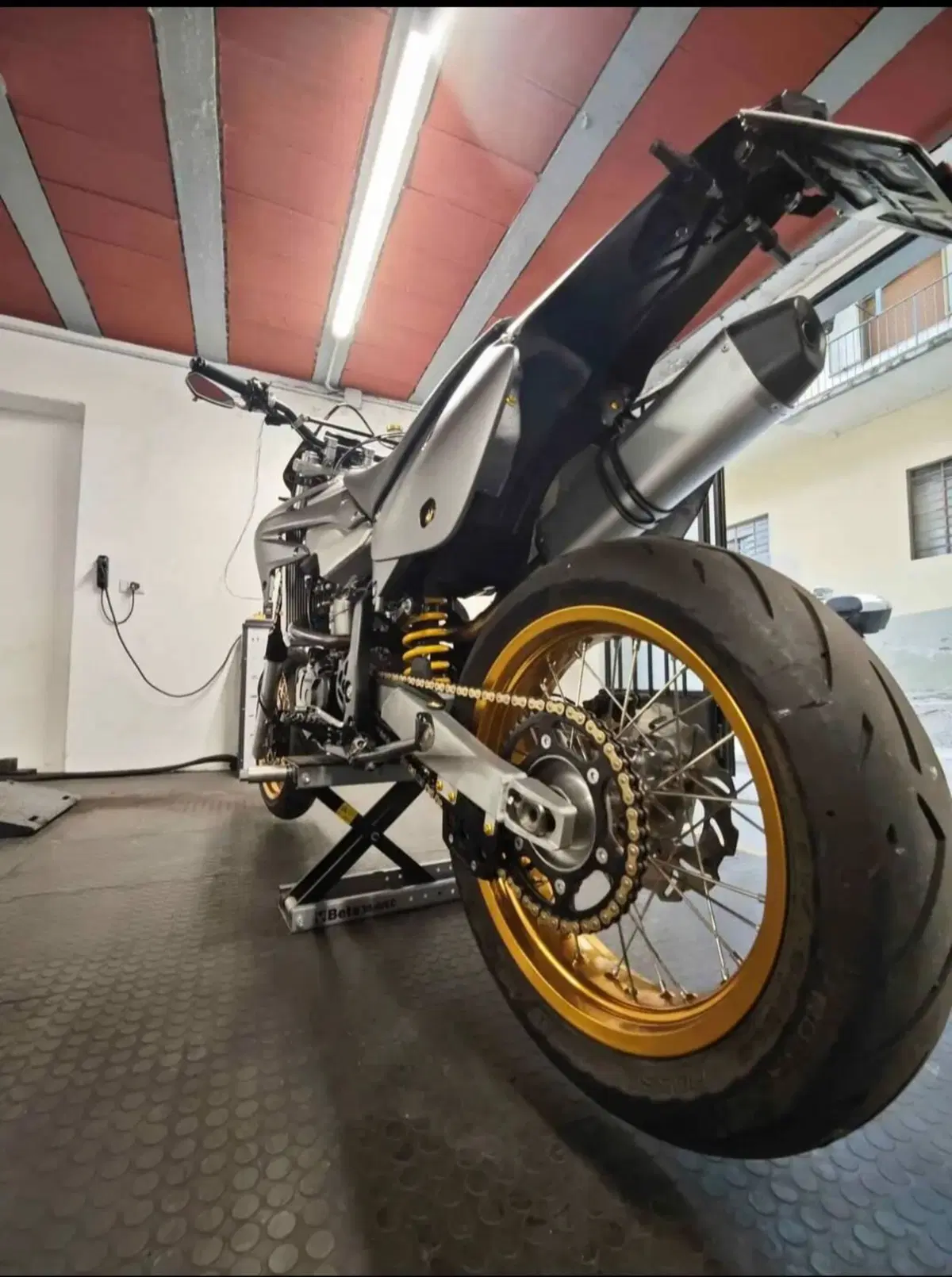 Honda XR 650 R Supermotard (2002 - 04) (3)